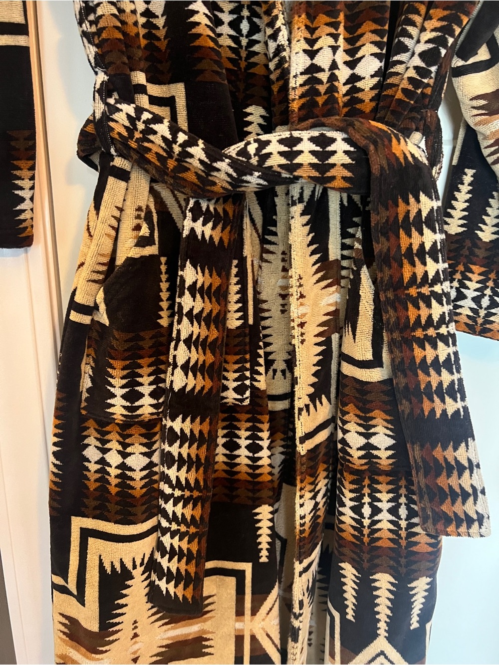Pendleton Harding Hooded Robe - Picture 2 of 8